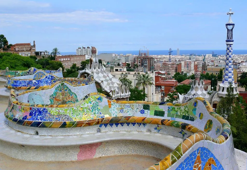 Atic Gaudi-Gracia Apartment Barcelona Spain