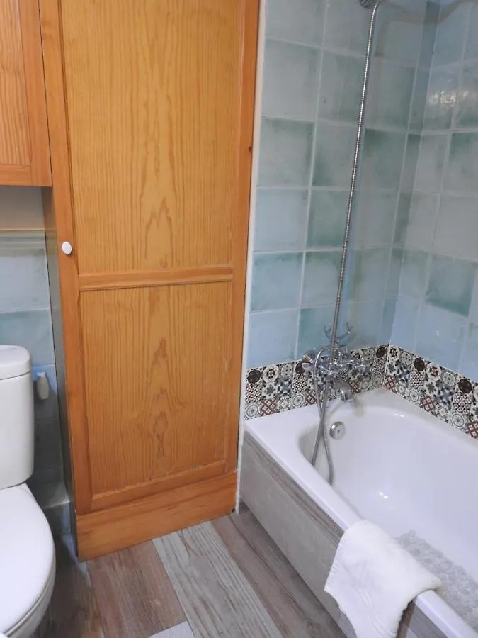 Atic Gaudi-Gracia Apartment Barcelona