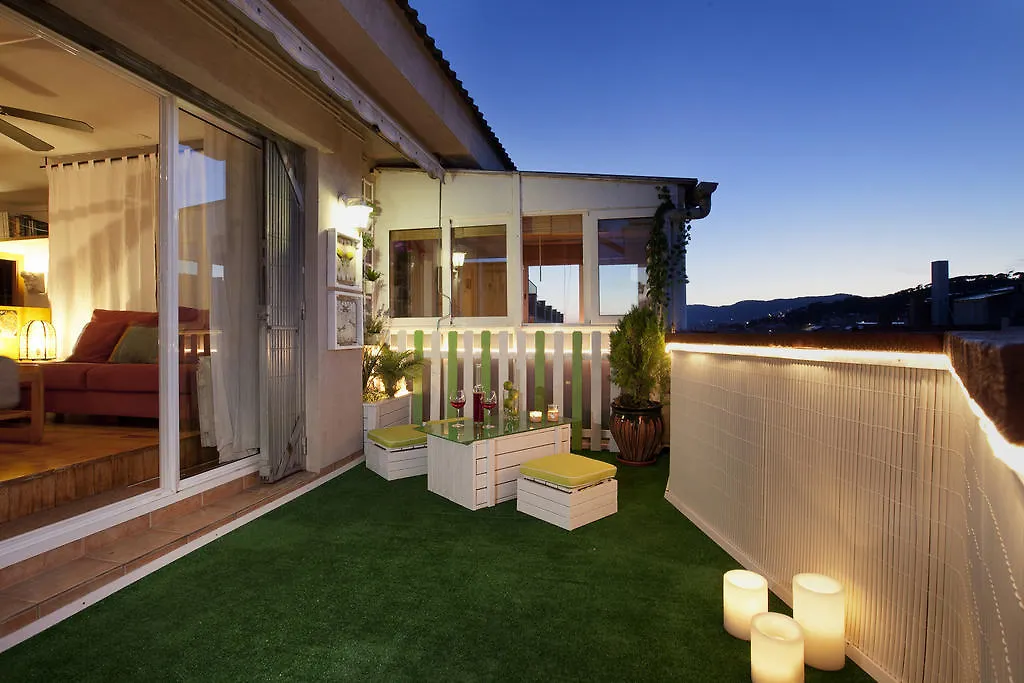 Atic Gaudi-Gracia Apartment Barcelona