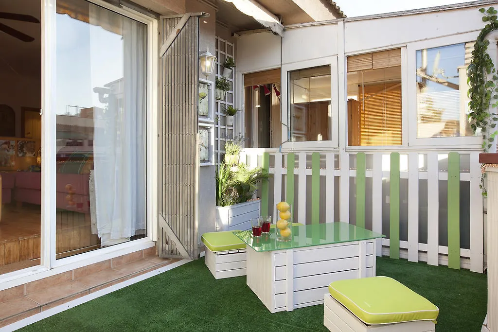 Atic Gaudi-Gracia Apartment Barcelona