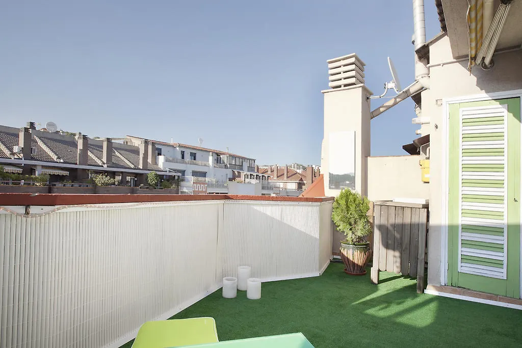 Atic Gaudi-Gracia Apartment Barcelona 0*,