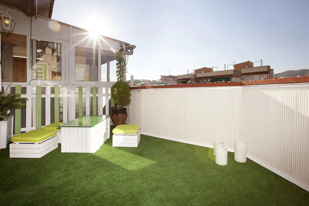 Atic Gaudi-Gracia Apartment Barcelona Spain