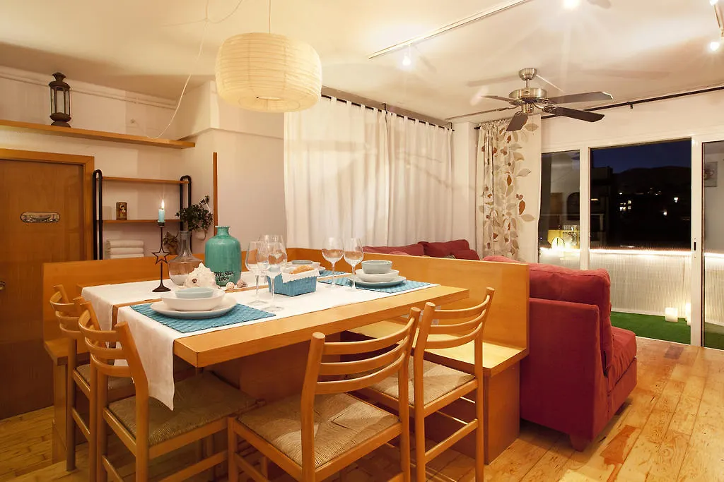 Atic Gaudi-Gracia Apartment Barcelona